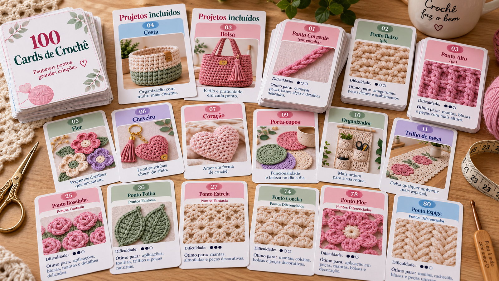Cards de Crochê impressos e recortados sobre uma mesa